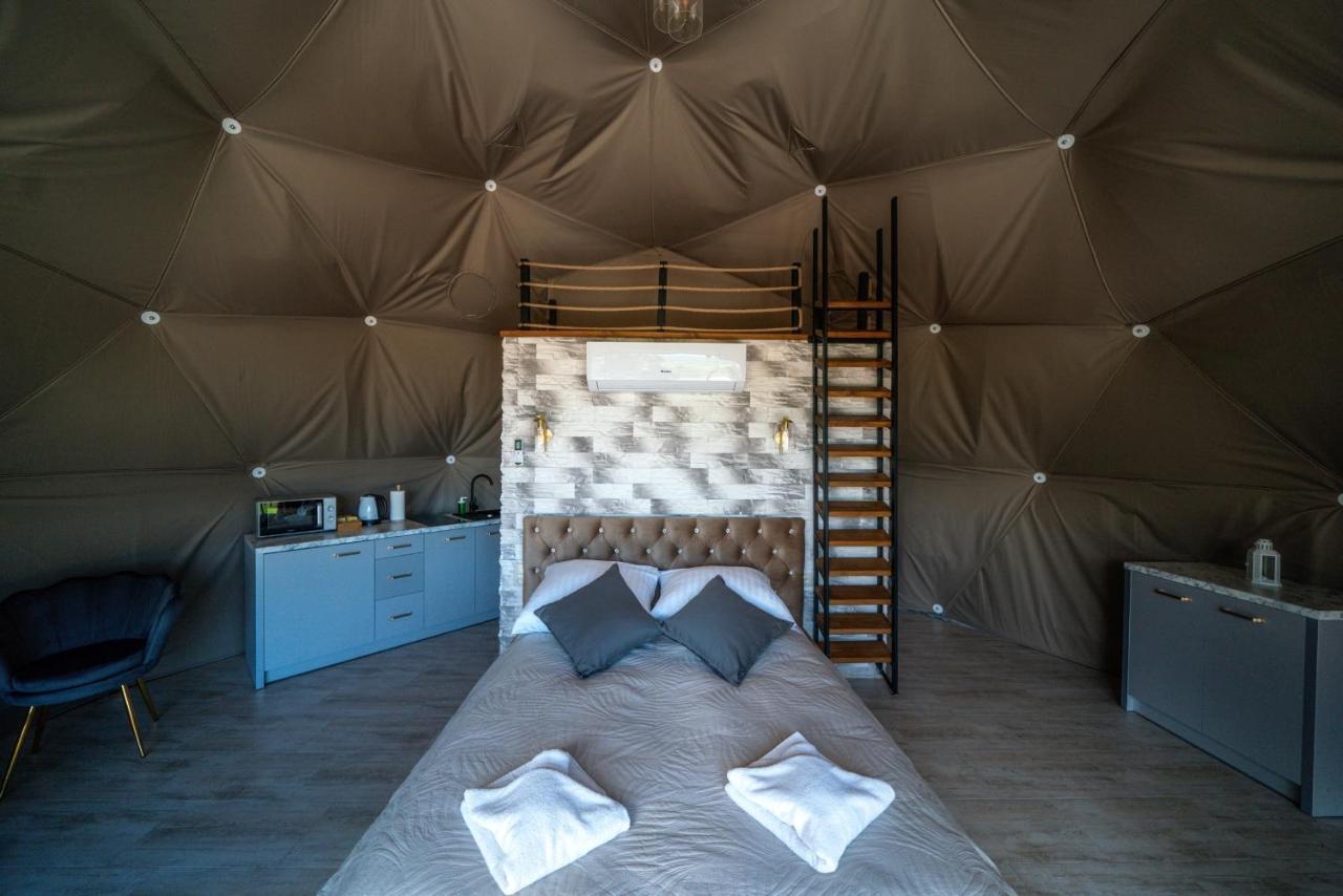 Готель Peak Glamp & Jacuzzi Закопане Екстер'єр фото